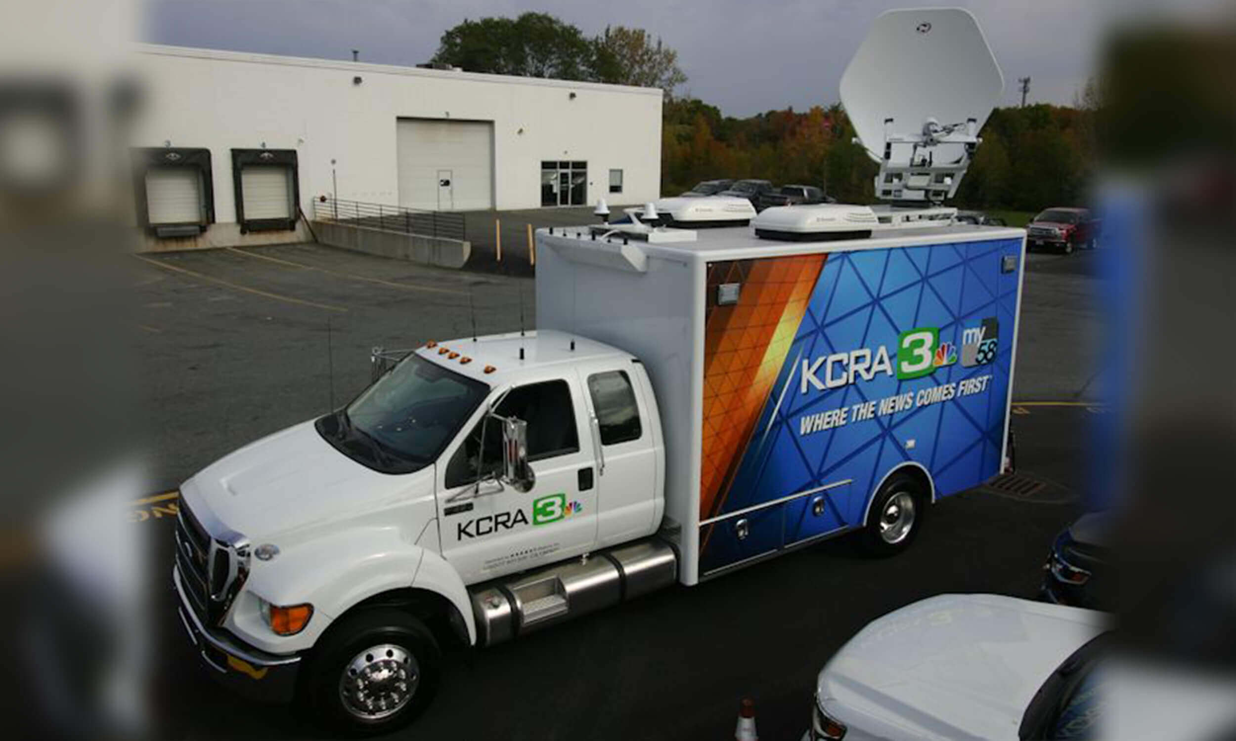 Modular News Trucks - KCRA Exterior